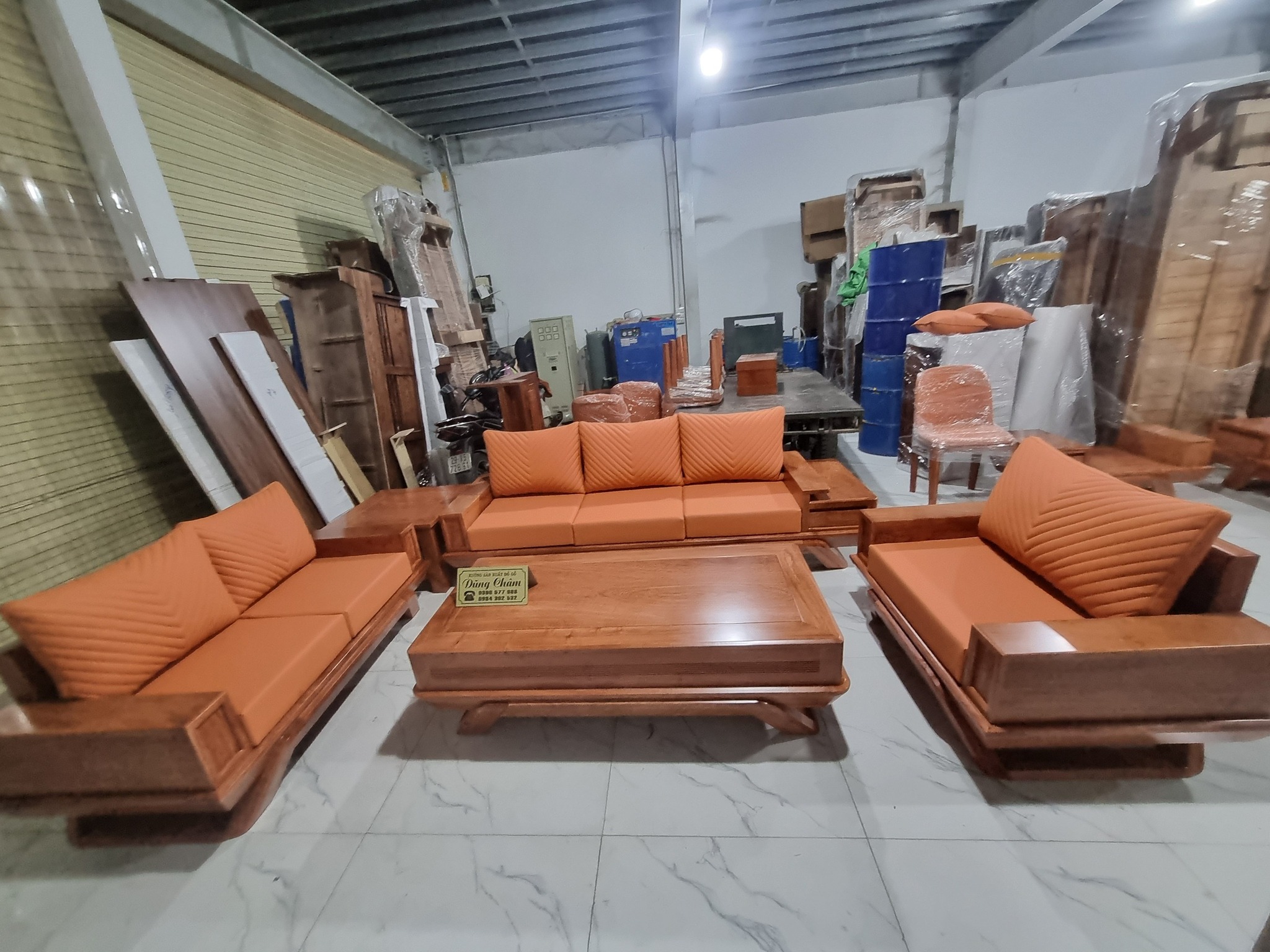 Giới thiệu 10 bộ bàn ghế sofa gỗ phòng khách giá dưới 15 triệu gỗ tự nhiên